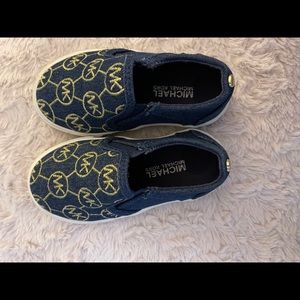 Michael Kors LIL TASHA MK Logo Shoes Size 6